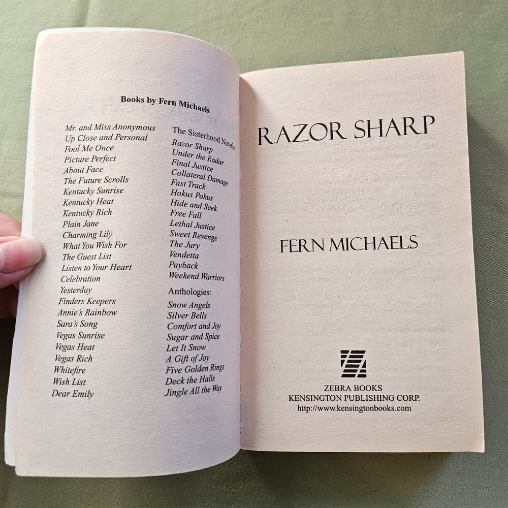 Fern Michaels 3 Book Bundle: Picture Perfect, Razor Sharp, Point Blank Paperback - Picture 2 of 11